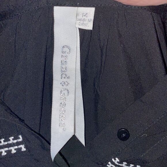 Grand & Greene Wm’s Sz Med Black Embroidered Bohemian Button Down Shirt Blouse - Picture 3 of 4